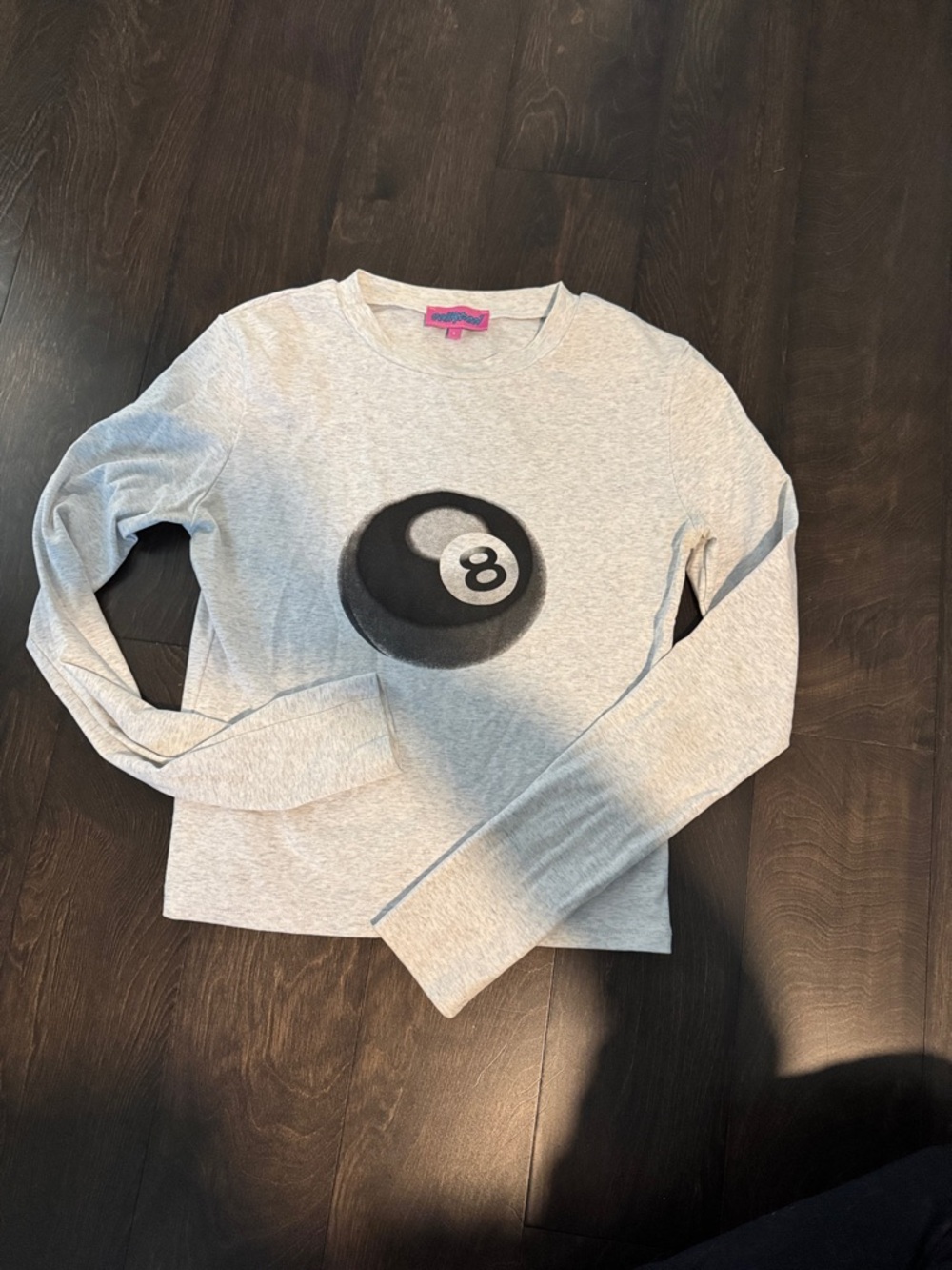 Long-Sleeve Gray 8-Ball Graphic Tee